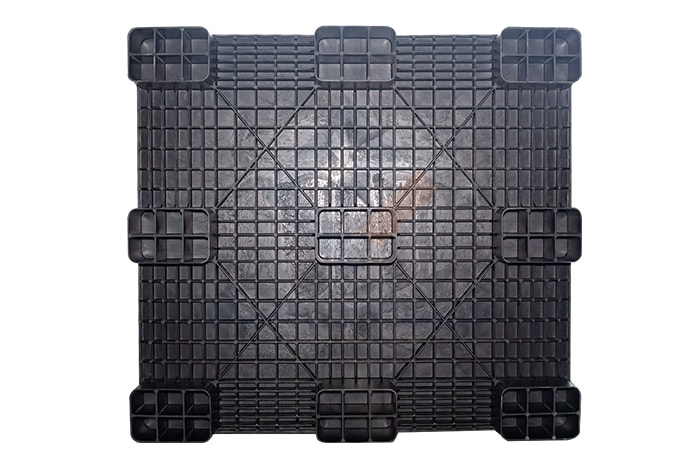 compression molded plastic pallet