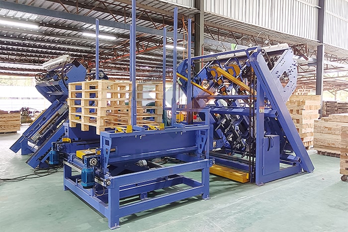 pallet nailing machine